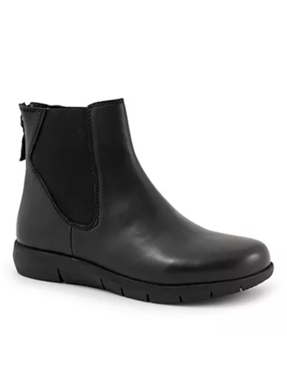 SoftWalk Albany Chelsea boots size 5.5